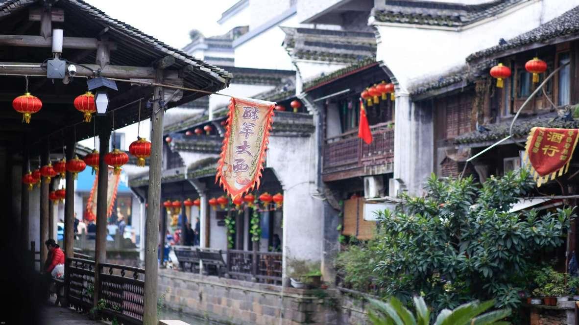 有皮肤科的嘛 我皮肤很白 大概从十月中旬脸上就开始有这个痘痘到现在都消不下去游戏画面